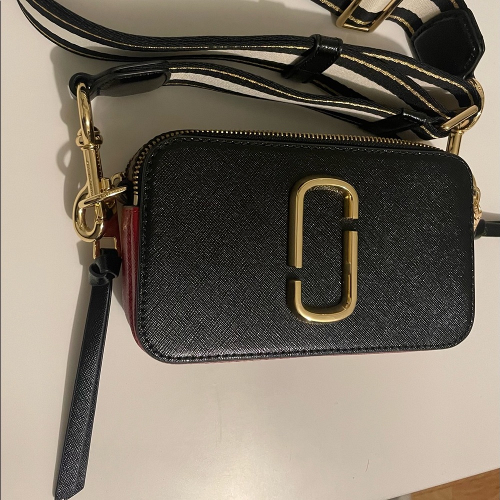 NWOT Marc Jacobs snapshot bag.